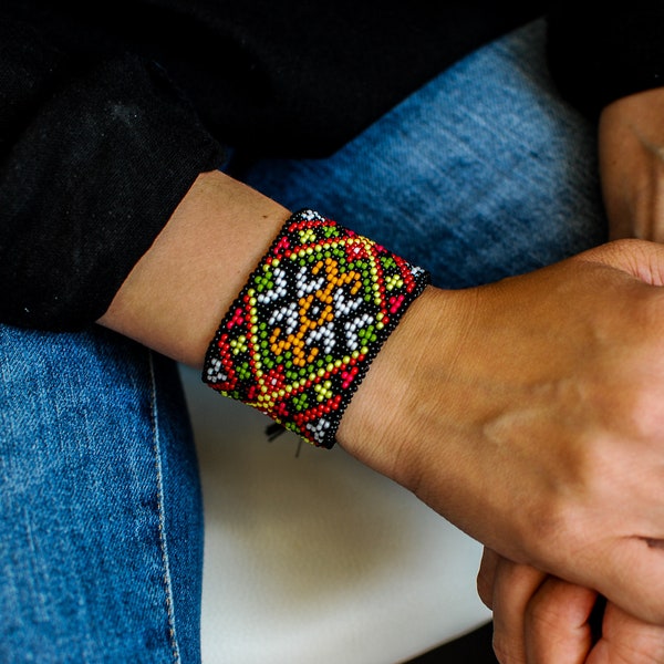 bracelet "HEATHER" of beads and leather, Ukrainian traditional jewelry, beaded leather jewelry, adjustable bracelet, for women