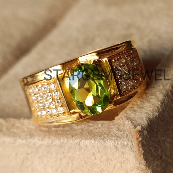 Sidney Garber Designer 18 K YG, 4 Ct Peridot Stone Ring - $30 APR w/ C