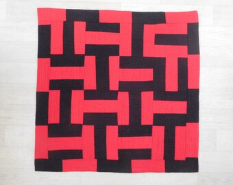 Maze in Red and Black