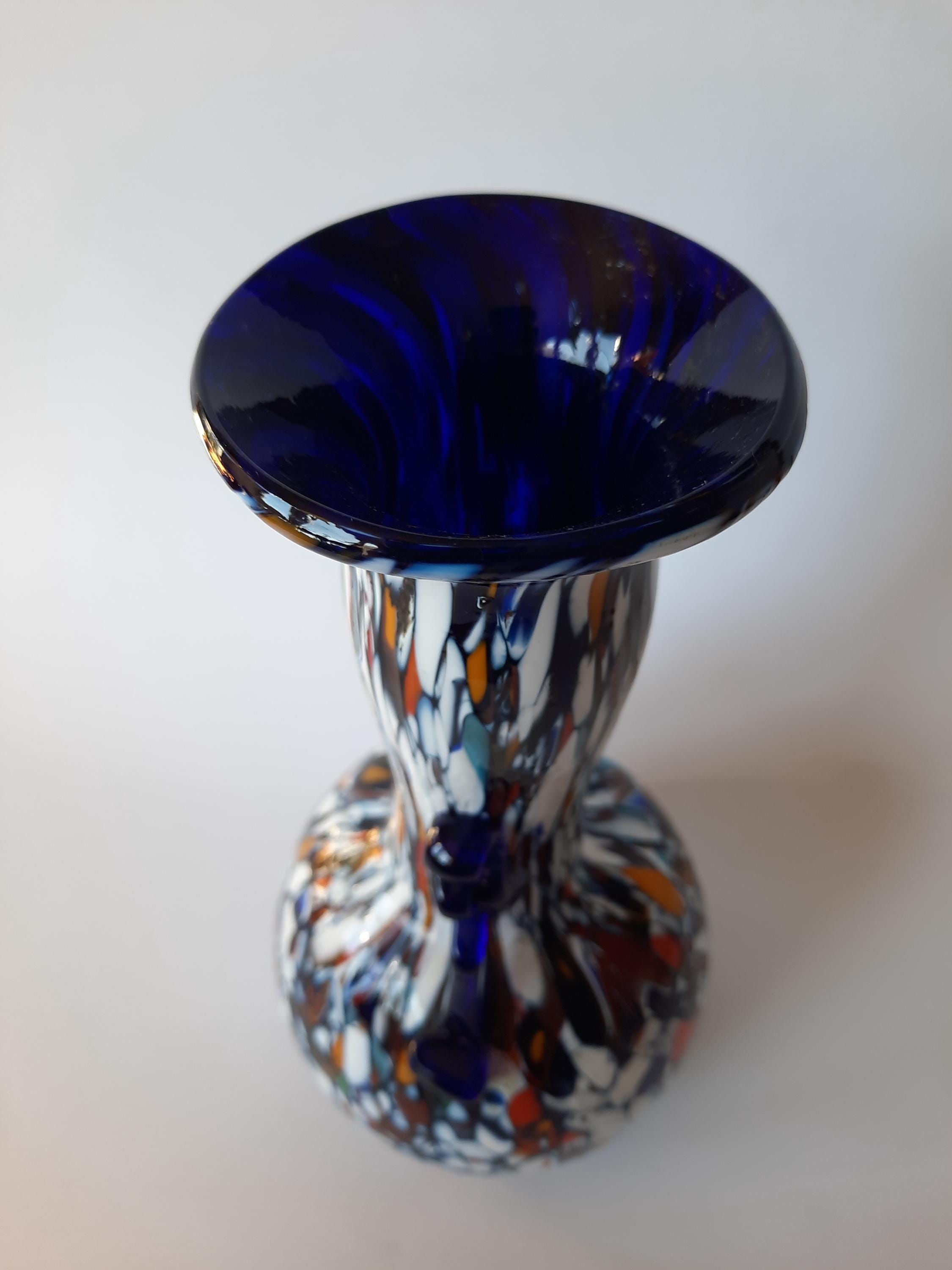 色付きベネチアンガラスで作られたヴィンテージのイタリア製花瓶