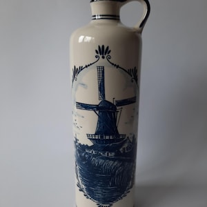 Vintage Ceramic Bottle 0.9 l. DELFT BLUE