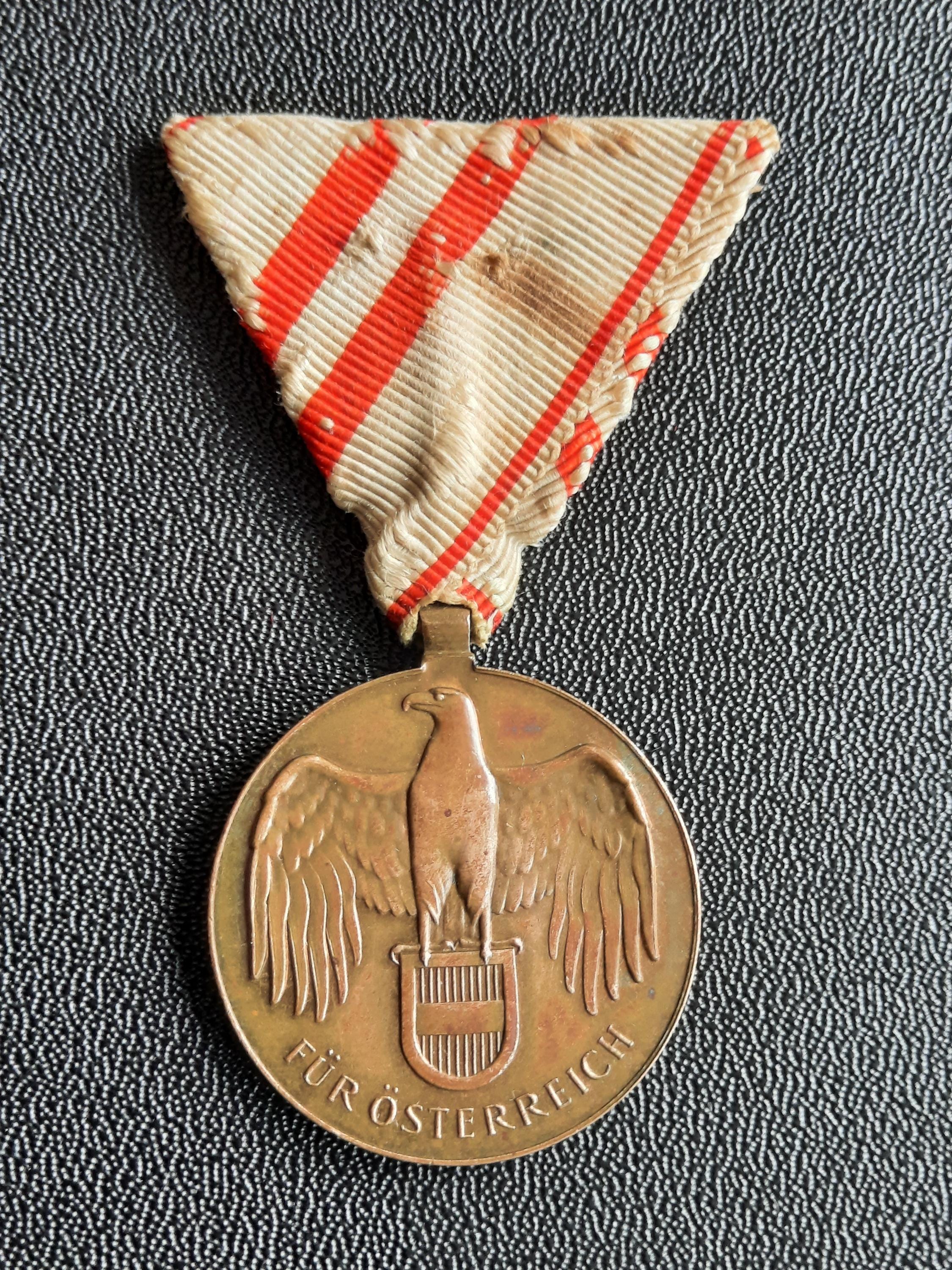 Médaille Commémorative De La Grande Guerre - Autriche-Hongrie WW1, Occasion, Excellent Exemplaire