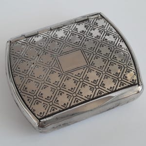 10 X 1oz Silver Metal Tobacco Tins With Lids – Small Storage Containers, Plain Design