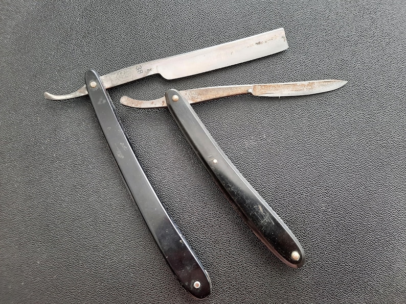 Vintage Pair of Straight Razors - Etsy