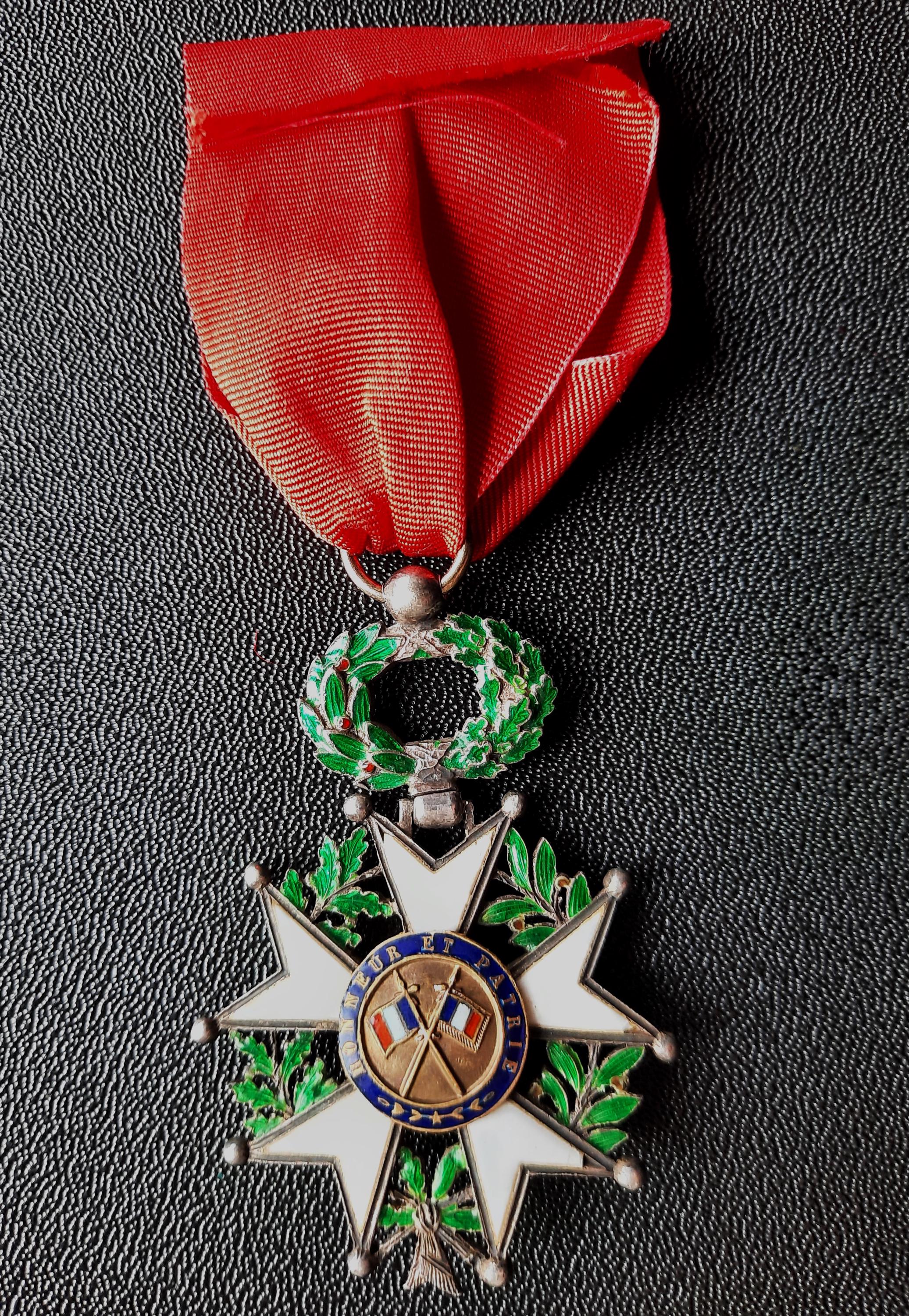 レジオンドヌール（Légion d'honneur）1806年 レジオン・ドヌール勲章（Légion d'honneur）（2） | フランス語会話