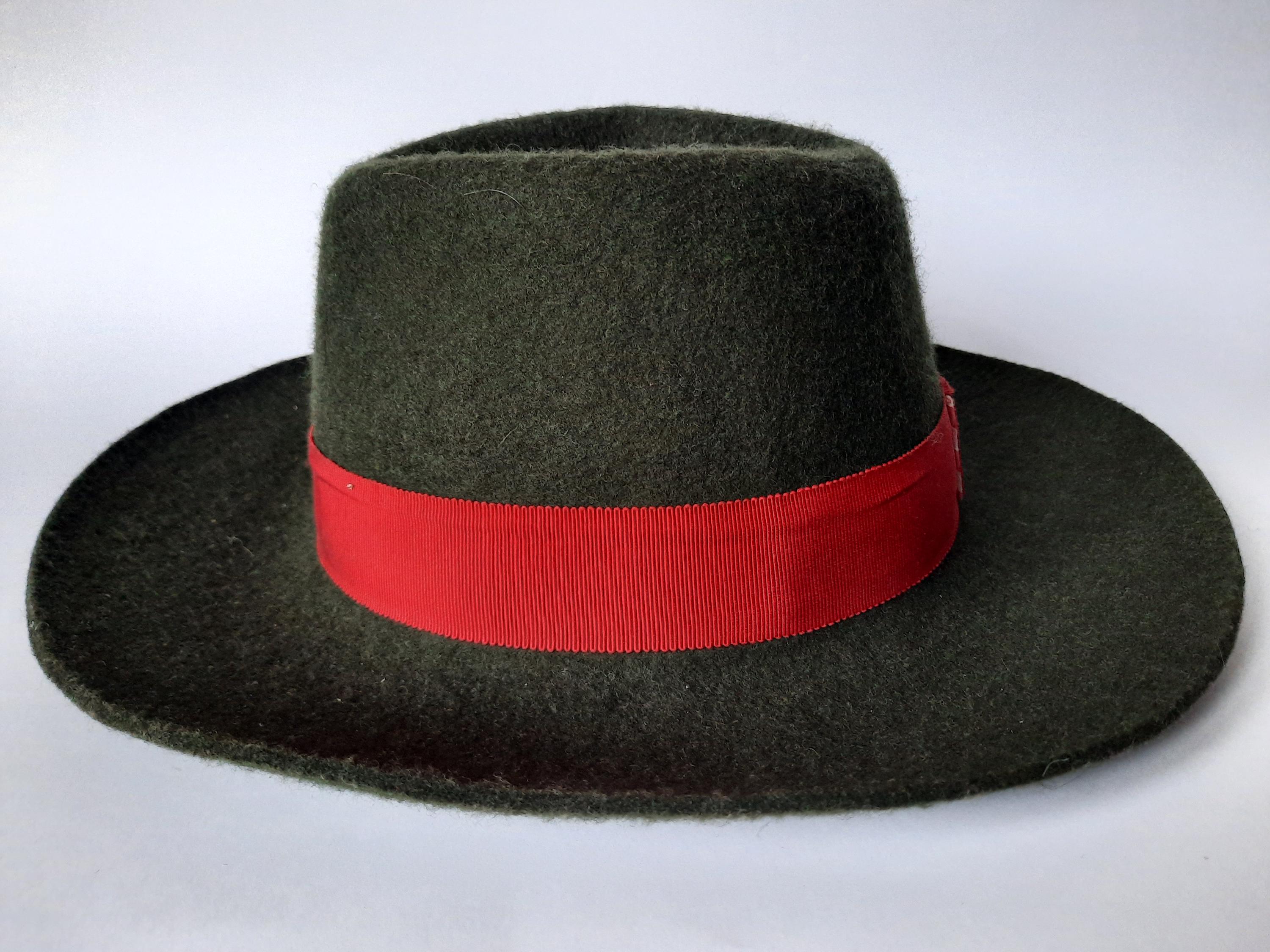 Vtg Traditional Austrian Alpine Tomato Red Tyrolean Felt Fedora Festival Hat Amazon.com: Traditional German Bavarian Red Felt Fedora for  main image 3