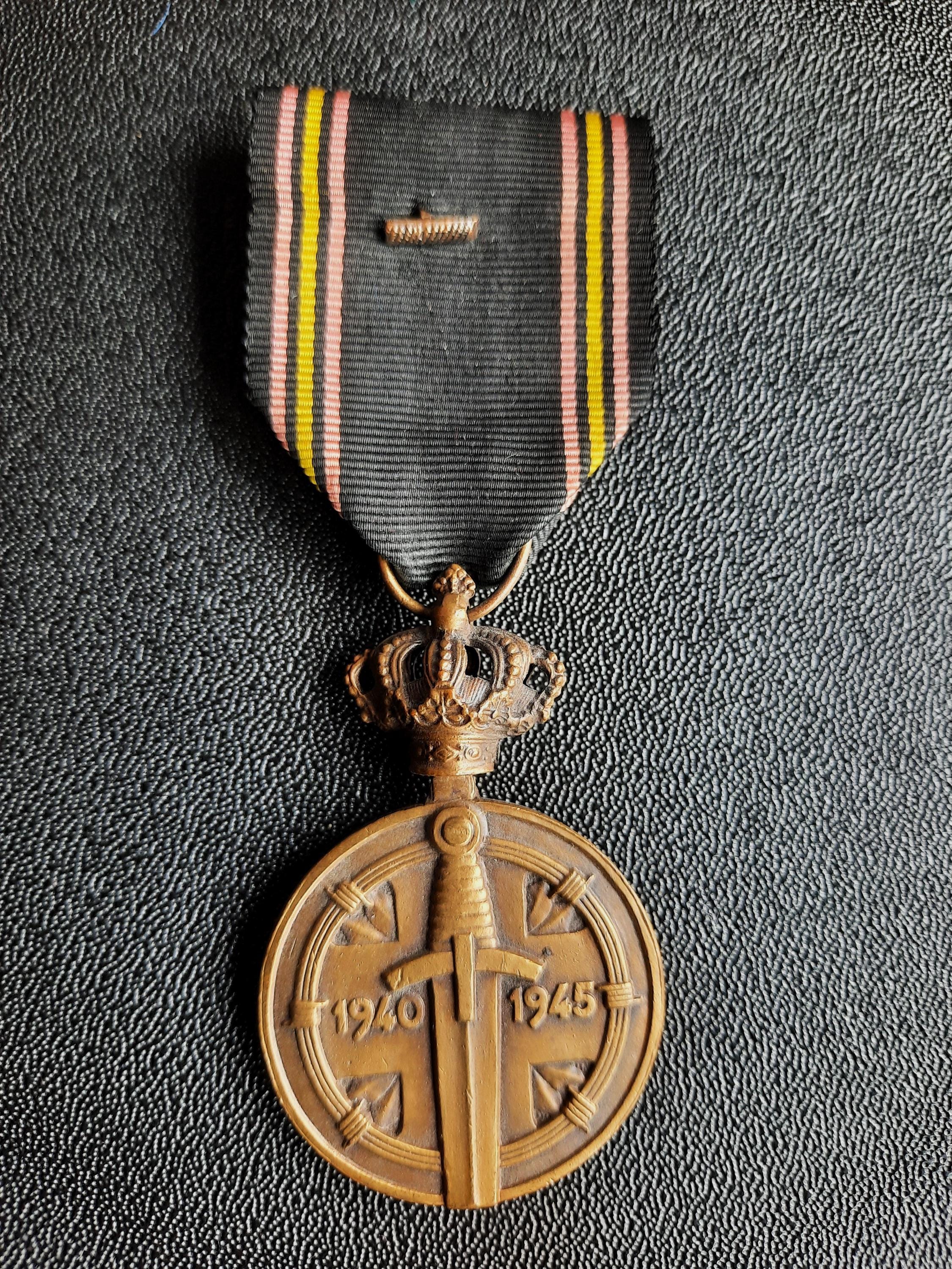 ベルギー捕虜勲章 1940-1945 - Etsy 日本