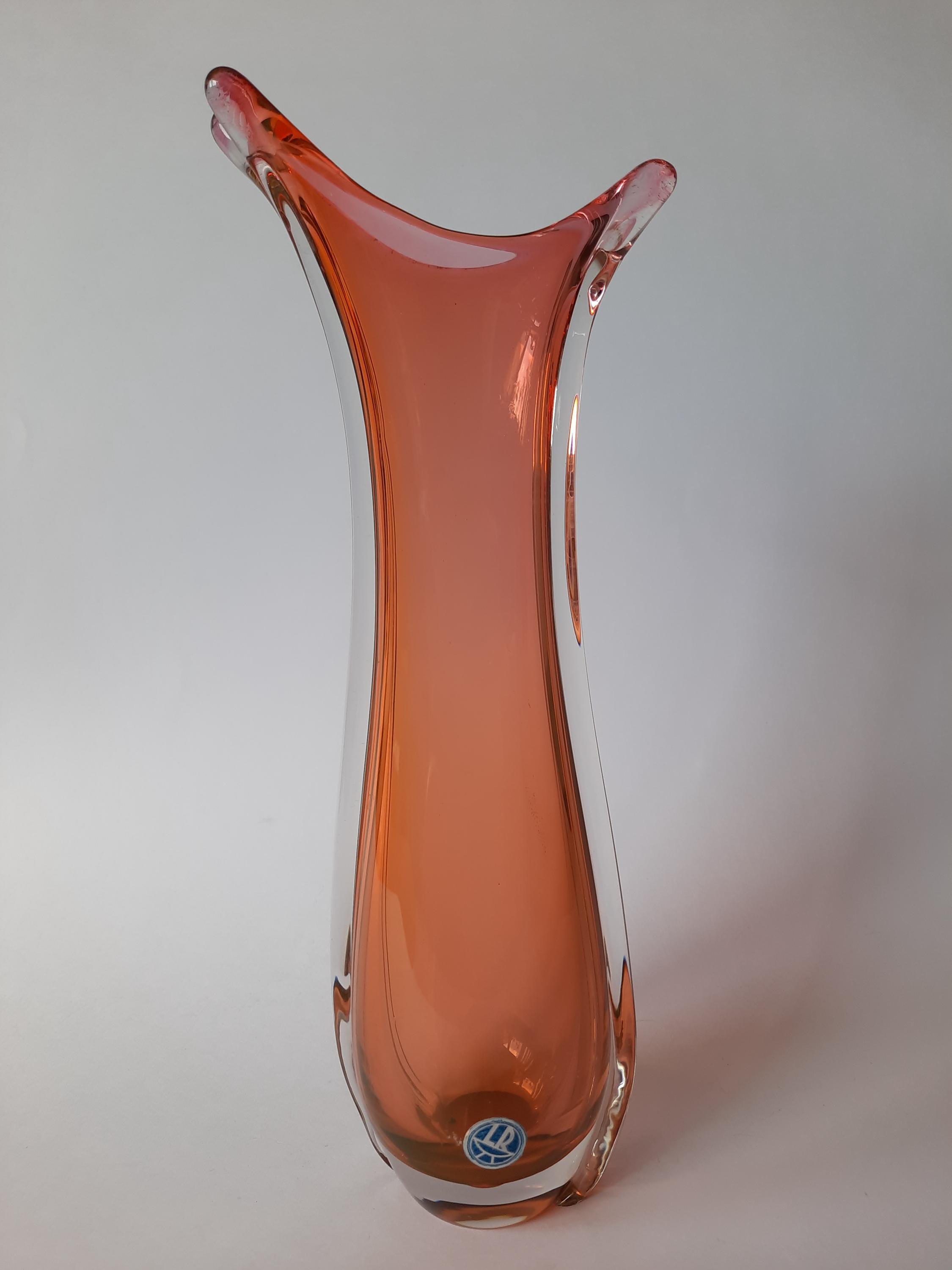 重厚なベネチアンガラスで作られたヴィンテージのイタリア製ムラーノ