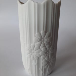 Vintage Vase Porcelain-Biscuit KAISER