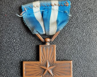 イタリア軍事勲章 - 戦争功労十字章 - Etsy 日本