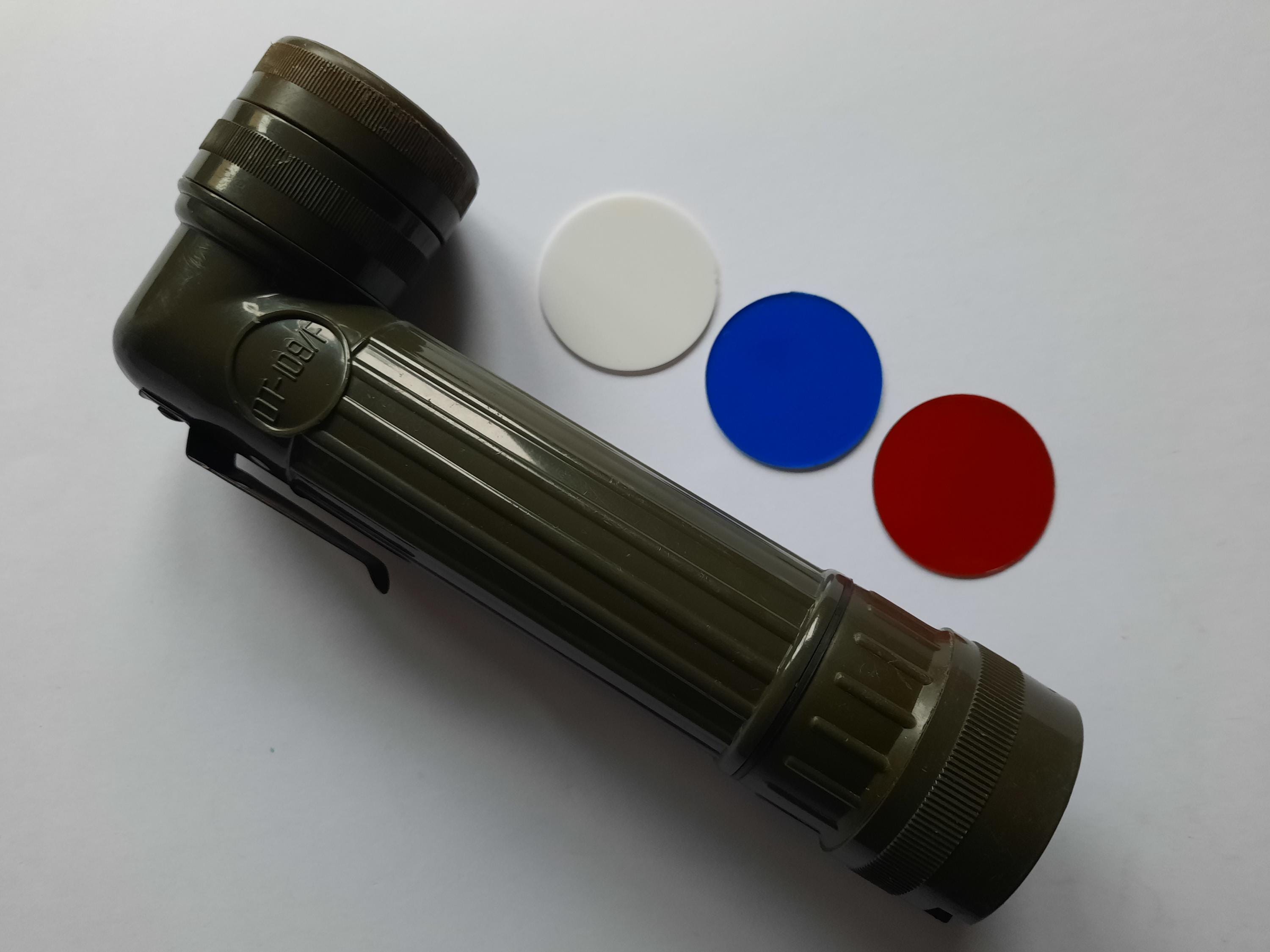 アメリカ - オリジナルの軍用懐中電灯 - Etsy 日本