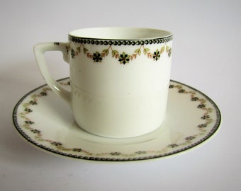 Vintage Coffee Cup & Saucer - СALAIS ENGLAND