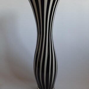 Leonardo Vase