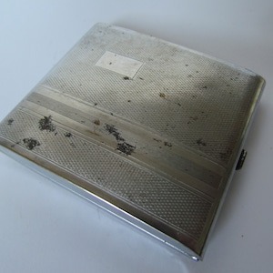 Vintage cigarette case 9*8 cm