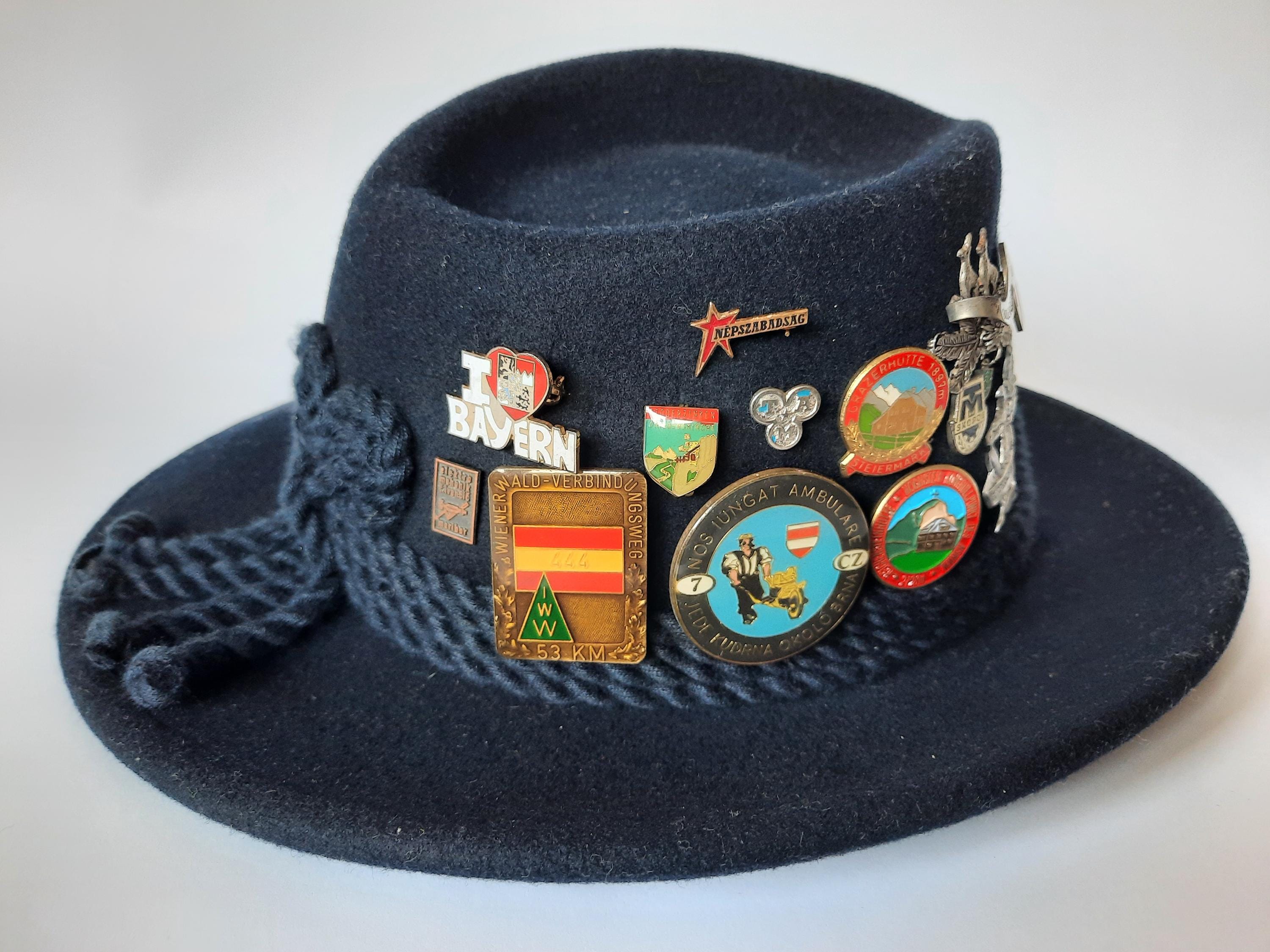 Sato Tyrolean Hat: Color Black | TANNUKI Running Wear Shop powered