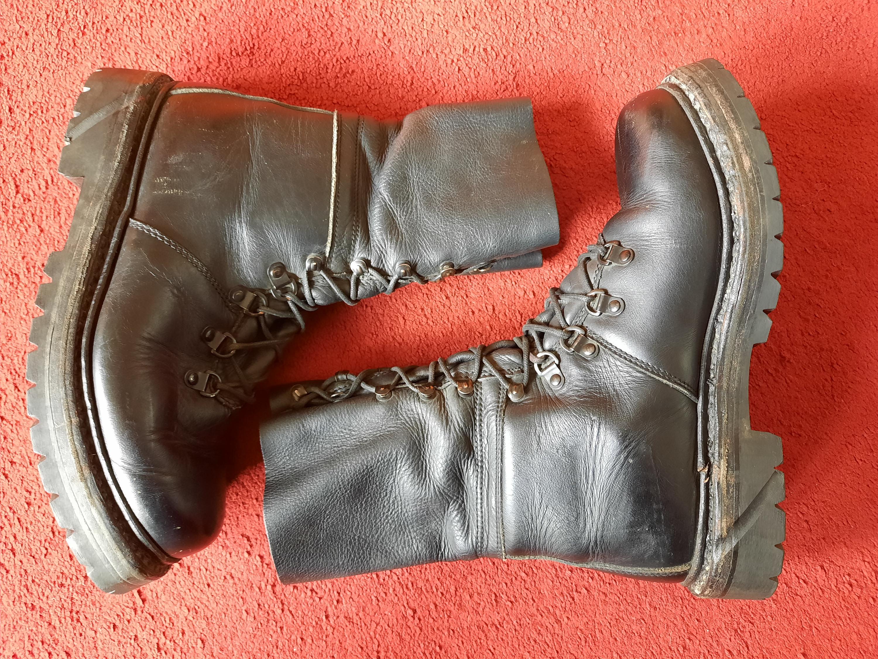 VTG Heereseigentum Steinkogler Black Military Boots Men\'s EU 41 8  1982 9R Vintage 80s US Army Combat Military Boots Black Leather  main image 4