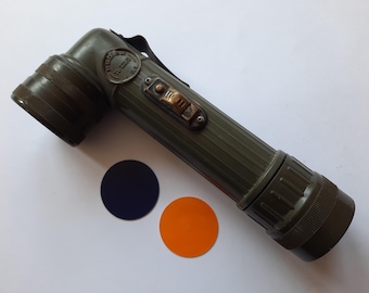 アメリカ - オリジナルの軍用懐中電灯 - Etsy 日本