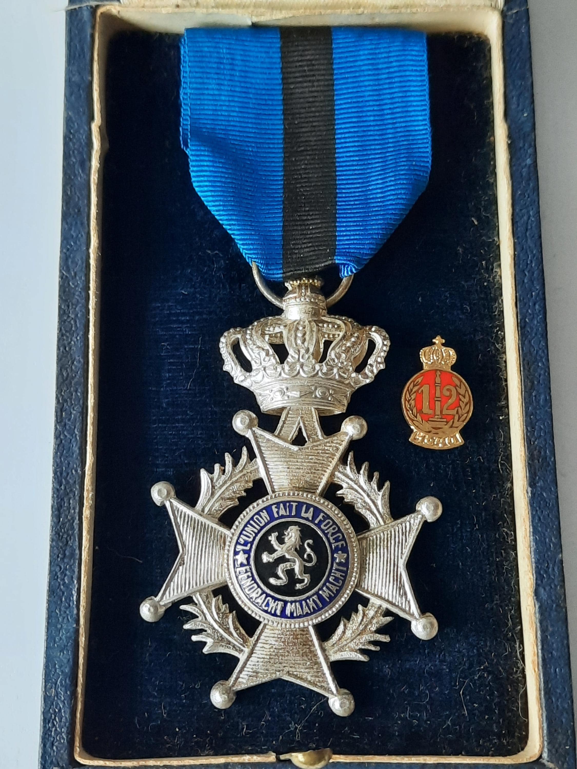 ベルギー - 箱入りレオポルド2世勲章 - Etsy 日本