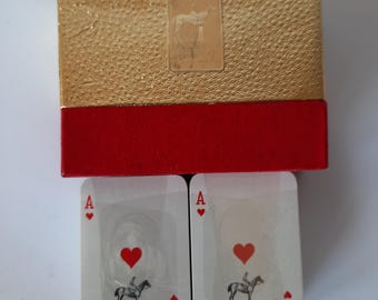 90年代のヴィンテージトランプ、ソビエト時代のトランプゲーム、ロシア