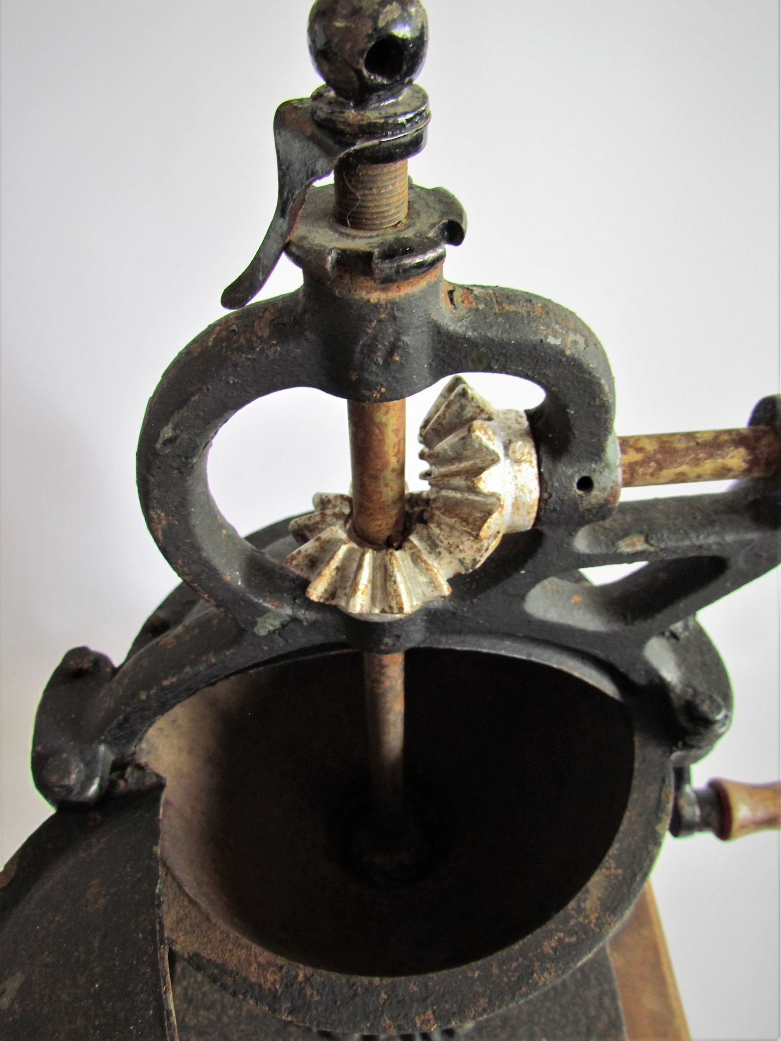 Antique Large Coffee Grinder for Bargoldenberg GARANTIE Etsy