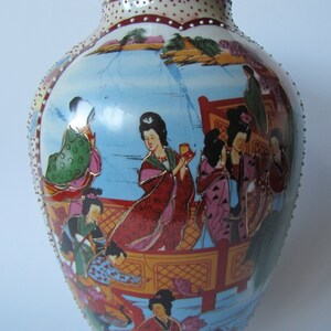 Vintage Chinese vase, porcelain, hand painted, height 26 cm