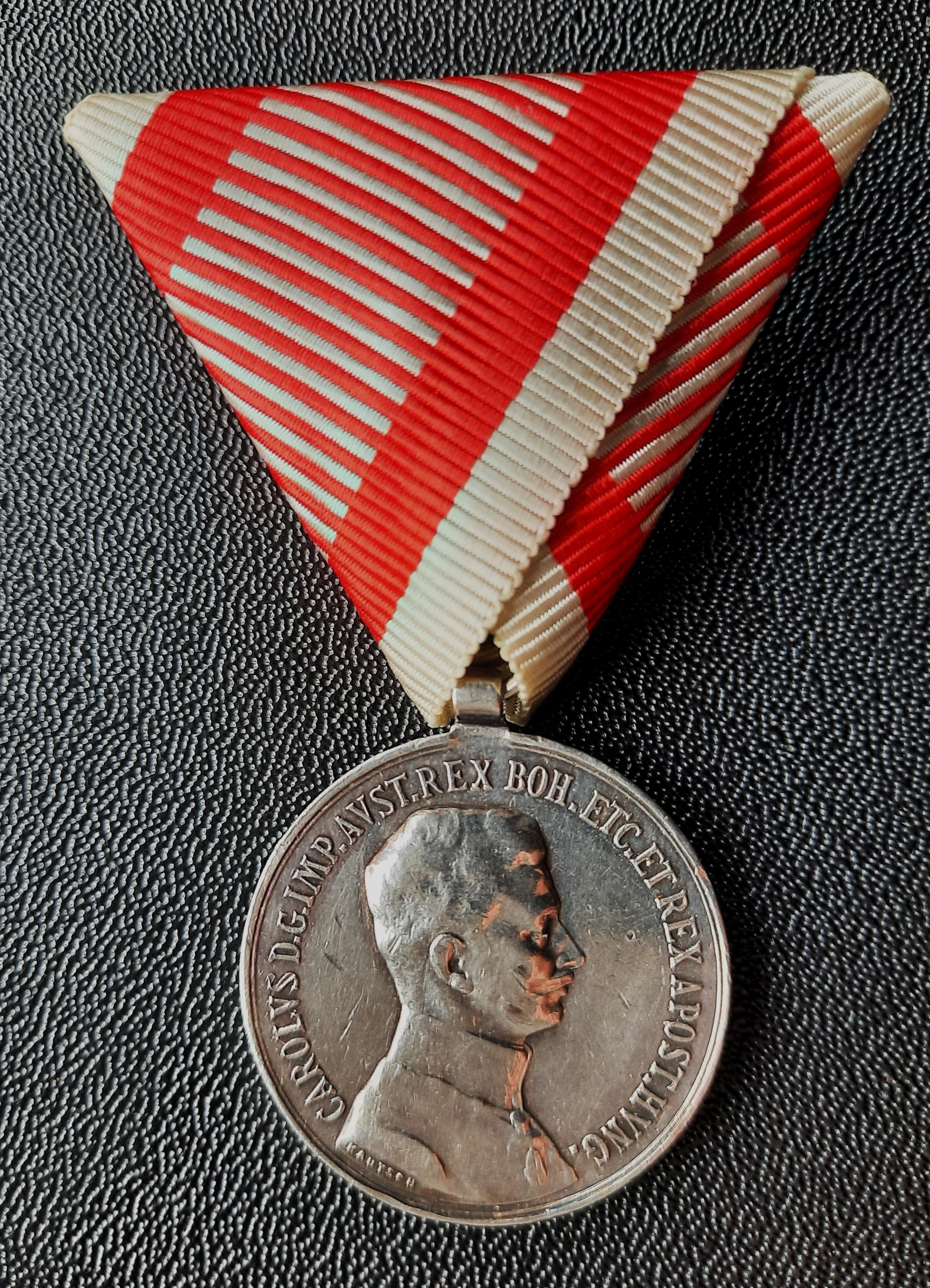 オーストリア軍事勇敢勲章 銀賞 - FORTITVDINI 2級 - Etsy 日本