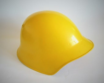 Steel helmet Switzerland M-18 - civil defense - original