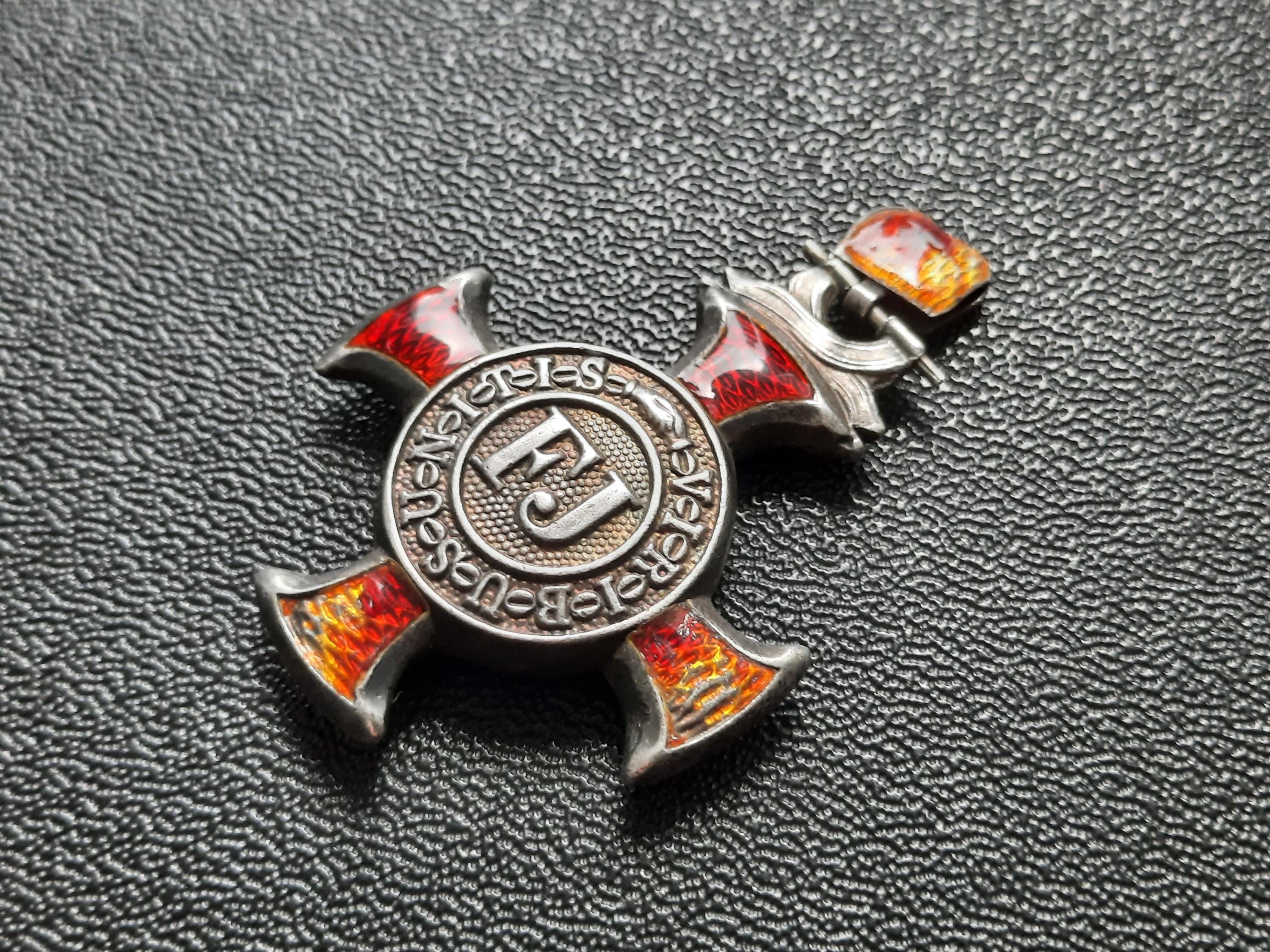 オーストリア＝ハンガリー帝国功労十字章 FJ - 1849 - Etsy 日本