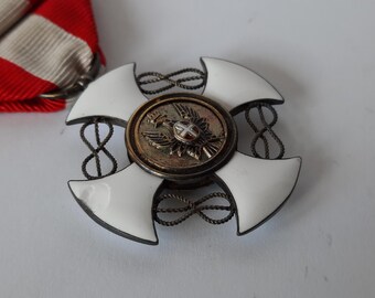 Ｉイタリア軍＊宝冠章/王冠勲章＊司令官クラス（実物） イタリア - 箱入りイタリア王冠勲章 - Etsy 日本