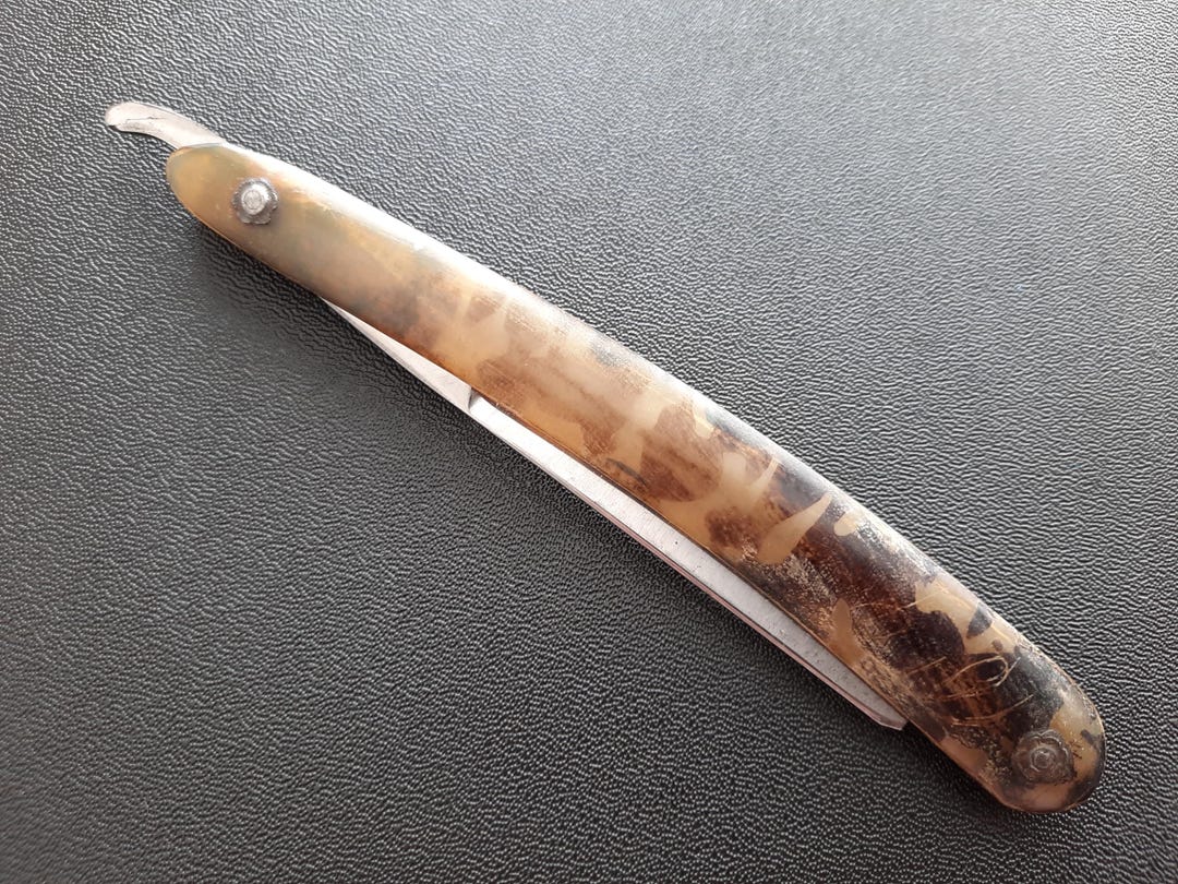 Vintage Straight Razor G.JOHNSON - Etsy