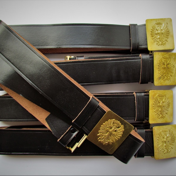 Leather belt of the Spanish army with a buckle adjustable up to 125 cm/price for 1 piece