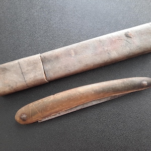 Vintage Straight Razor