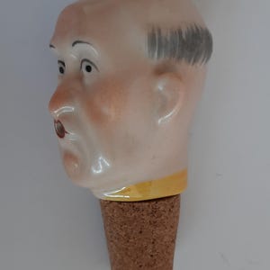 Bouchon de bouteille vintage en porcelaine allemande - figurine homme verseur à nez de schnaps