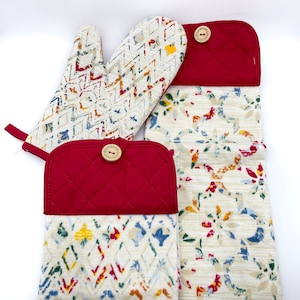 3 Piece Dish Towel Set, Country Farmhouse, Potholder Towels, Hanging Towels, Decorative Kitchen Towels