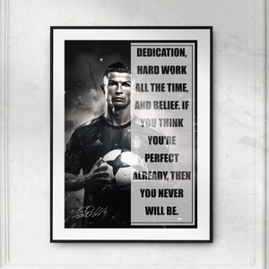 Wydrukuj Cristiano Ronaldo Podpisany plakat Cristiano Ronaldo Natychmiastowe pobieranie Inspirujący plakat Gwiazda piłki nożnej Cytat Ronaldo Pobierz