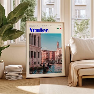 Poster di viaggio di Venezia, stampa digitale Italia, arte murale moderna, decorazione murale stampabile, città vintage, download digitale, arte