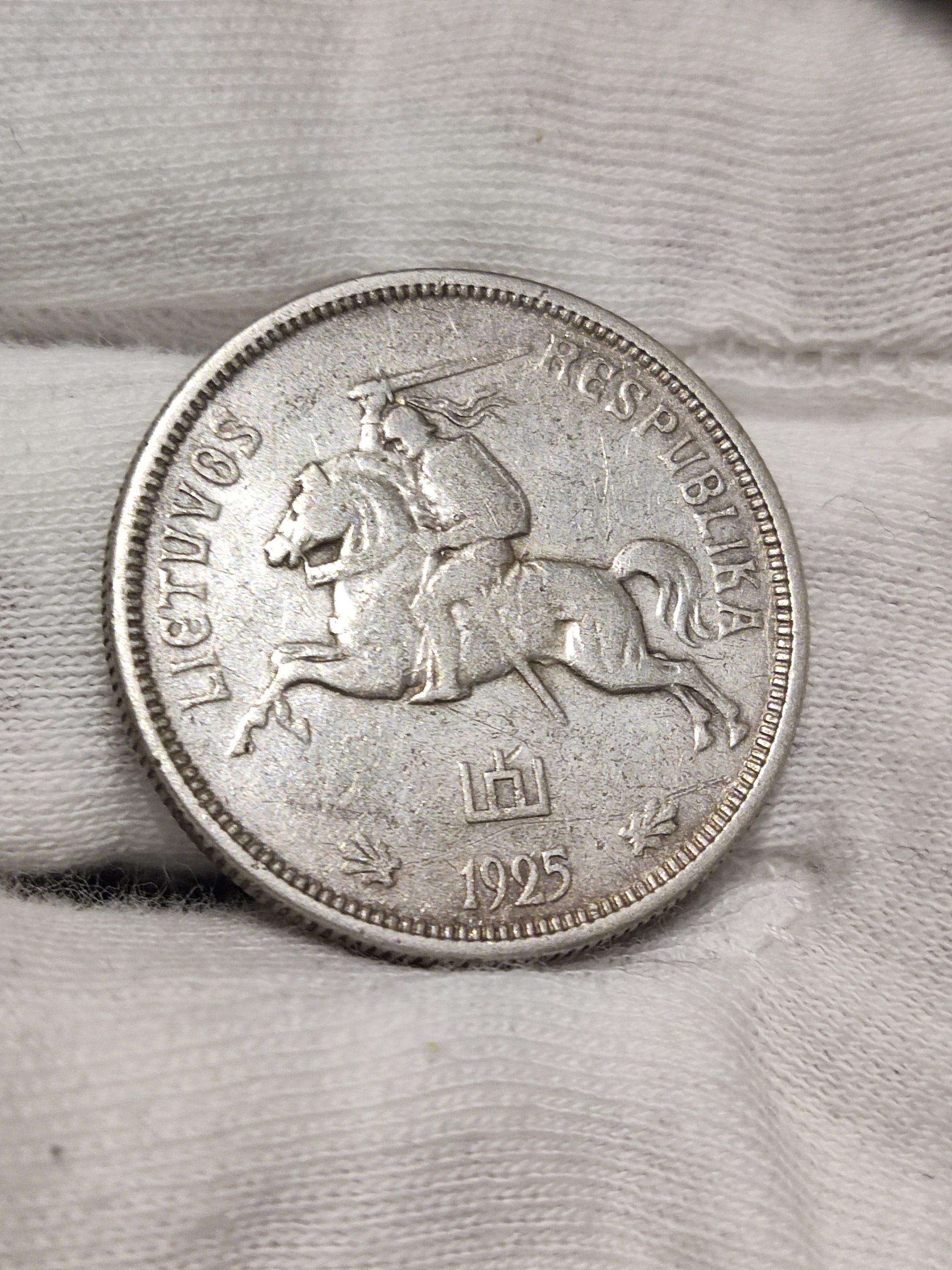 リトアニア １リタス銀貨☆1925年／美品／アンティークコイン／ 1925 年 銀貨 リトアニア 5 リタイ、古いリトアニアのコイン