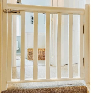 Caravan stair gate 2025