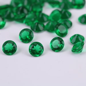 Circonita cúbica verde esmeralda de calidad AAA de corte redondo, color y brillo superiores, elección de tamaños, tamaño calibrado, paquetes múltiples