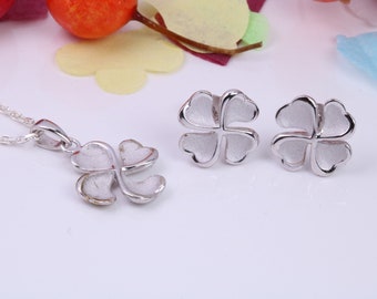 Collier fleur de trèfle et boucles d'oreilles, en argent sterling massif