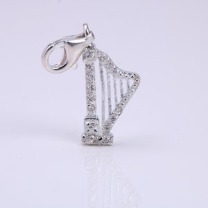 C Z Set Harfe Charm, traditioneller Charm, aus massivem 925 Sterling Silber, komplett mit Befestigungslink
