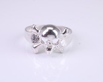 Anello teschio e ossa, realizzato in argento sterling massiccio fuso
