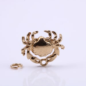 Cancer Zodiac Sign Charm, Traditional Charm, Made from Solid 9ct Yellow Gold, British Hallmarked, Complete with Attachment Link