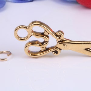 Scissor Charm, Traditional Charm, Made from Solid Cast Yellow Gold, British Hallmarked