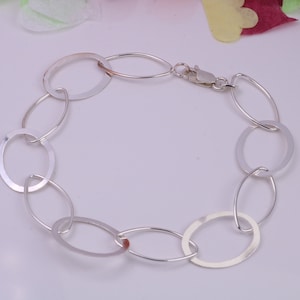 Light Weight Oval Link Bracelet, made from solid Sterling Silver, 7.50 Inches Long