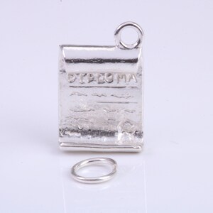 Diplom Charm, Abschlusskappe Charm, traditioneller Charm, aus massivem 925er Sterling Silber, komplett mit Befestigungsglied