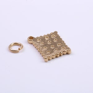 Cracker Biscuit Charm, Traditional Charm, Made from Solid 9ct Yellow Gold, British Hallmarked, Complete with Attachment Link