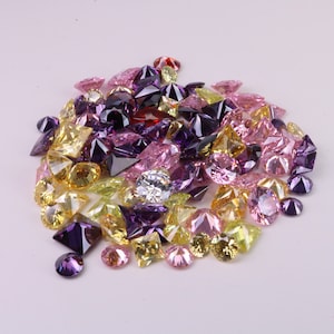 Assorted Pack of 100 AAA Grade Cubic Zirconia, Top Colour and Luster, Assorted Sizes, Shapes and Colours