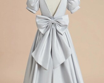 Ball-Gown/Princess Scoop Floor-Length Satin Flower Girl Dress
