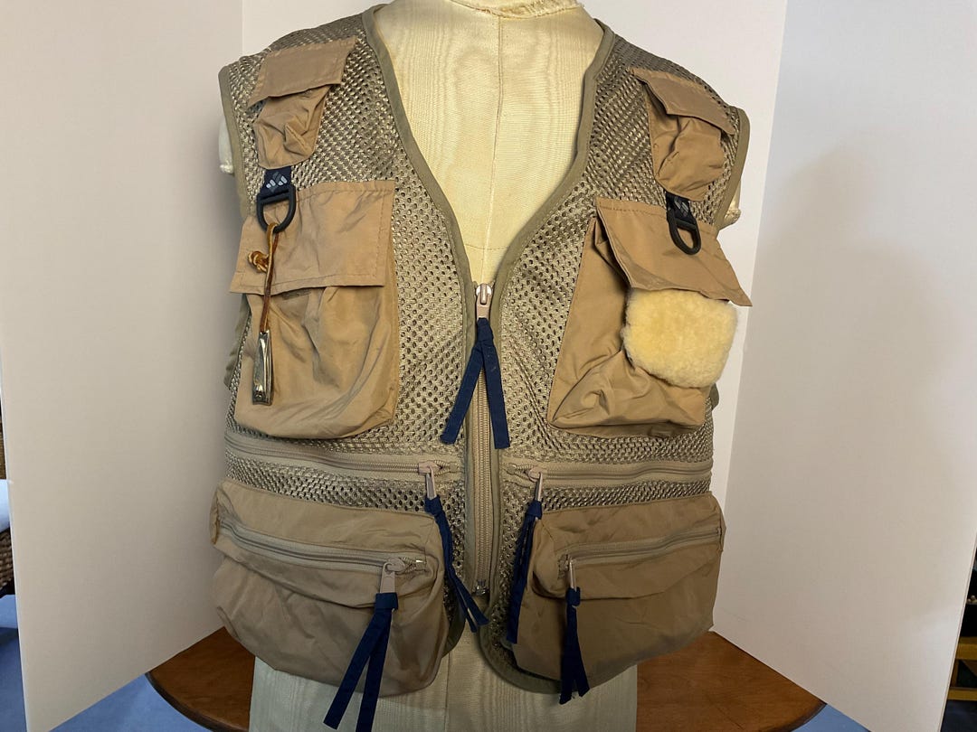 RIO BRAVO Fishing Vest, Men's Size L polyester Beige type Vintage Second Hand